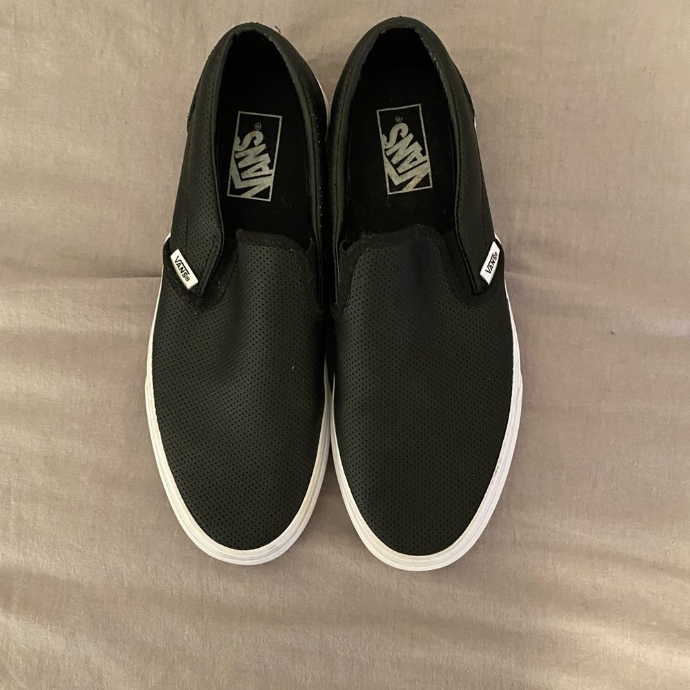 Vans slip on